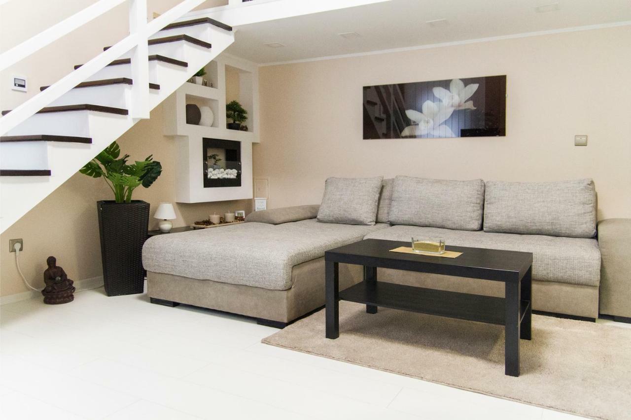 R&R Apartment Rakoczi Budapest Bagian luar foto
