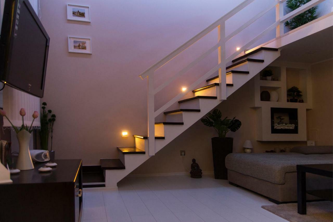 R&R Apartment Rakoczi Budapest Bagian luar foto