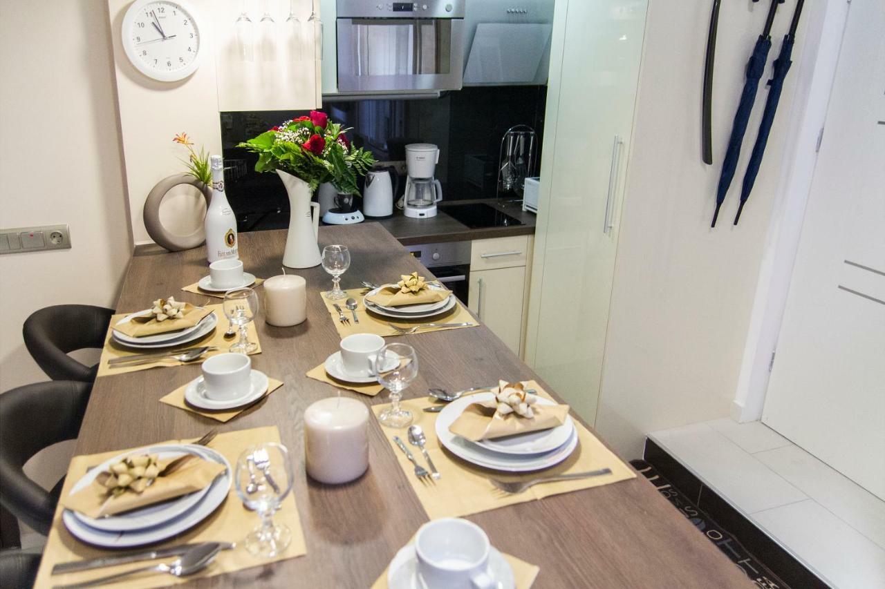 R&R Apartment Rakoczi Budapest Bagian luar foto