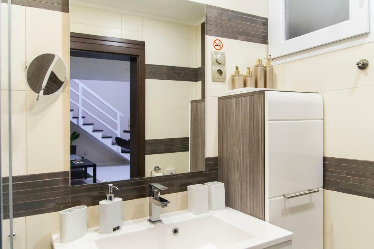 R&R Apartment Rakoczi Budapest Bagian luar foto