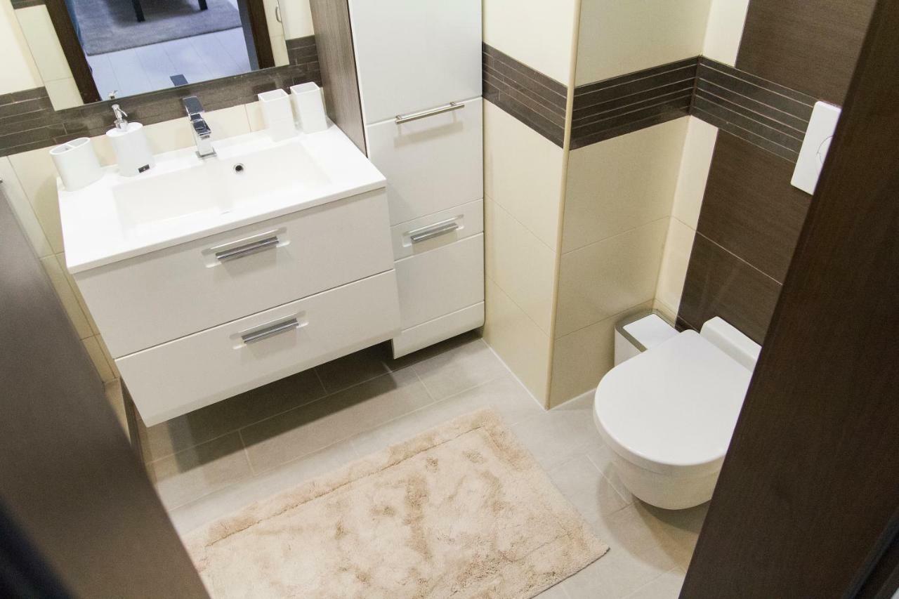 R&R Apartment Rakoczi Budapest Bagian luar foto